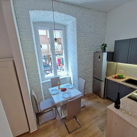 Apartament Lola's Place