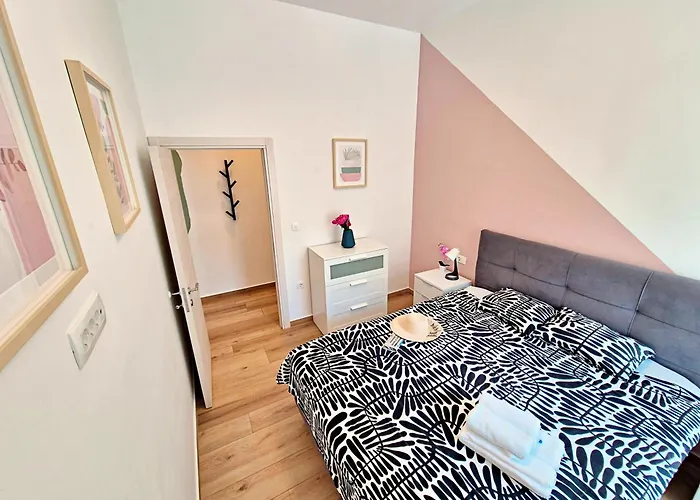 Lola's Place Lejlighed *