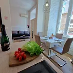 Lola's Place